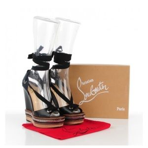 Authentic Christian louboutin tribuli 140 shiny calf